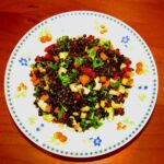סלט עדשים שחורות
